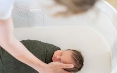 7 steps to help your newborn nap in their bassinet.
